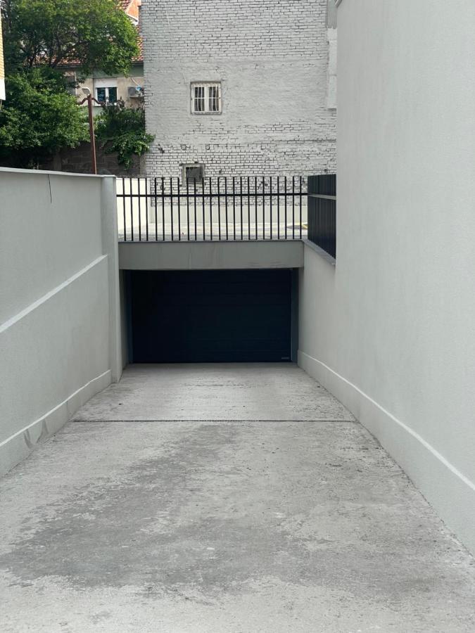 Leo Lux 2 Apartment นิส ภายนอก รูปภาพ