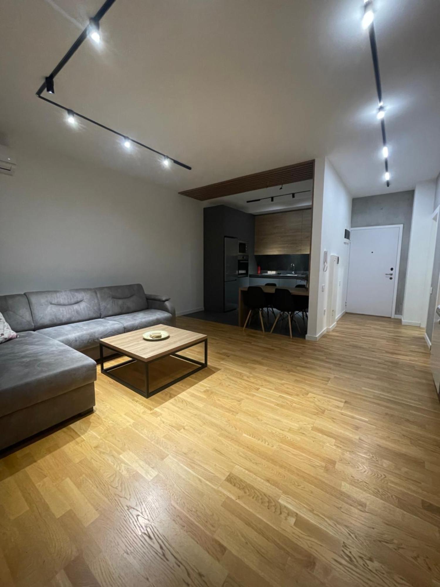 Leo Lux 2 Apartment นิส ภายนอก รูปภาพ